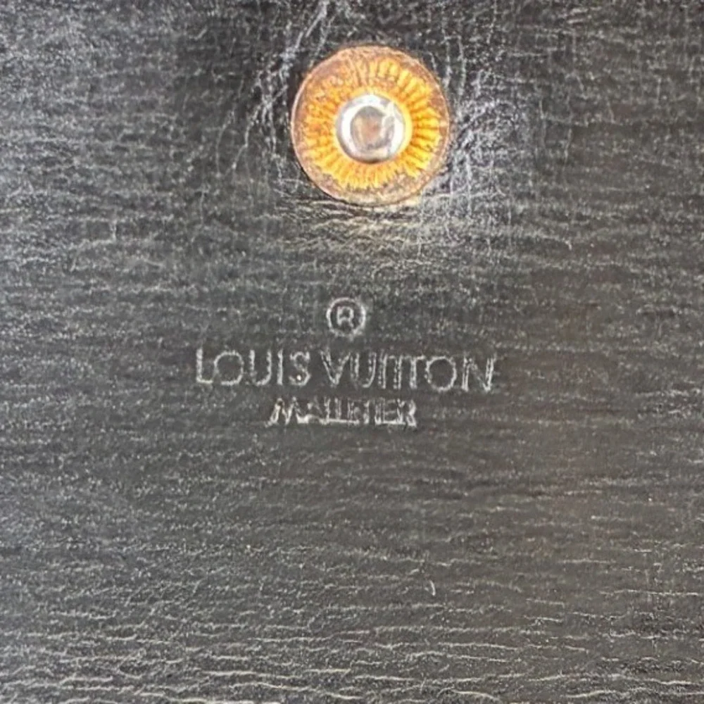 Louis Vuitton Epi Leather Compact Wallet Black Bifold Vintage Authentic Luxury